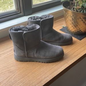 UGG Grey Size 7 Classic Mini Boot